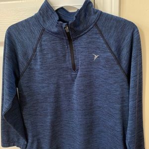 Boys size 8 Old Navy active quarter zip